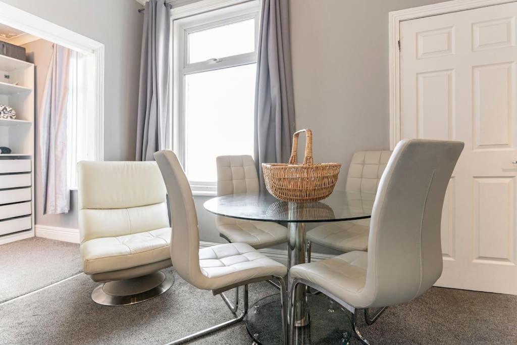 Quiet & Cosy 3Bedroom - Great Base In South Shields Near Hospital And Port Of Tyne - Free Parking Dış mekan fotoğraf